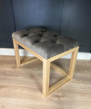 Luxury Grey Velvet Bench with Natural Alder Frame - Handcrafted