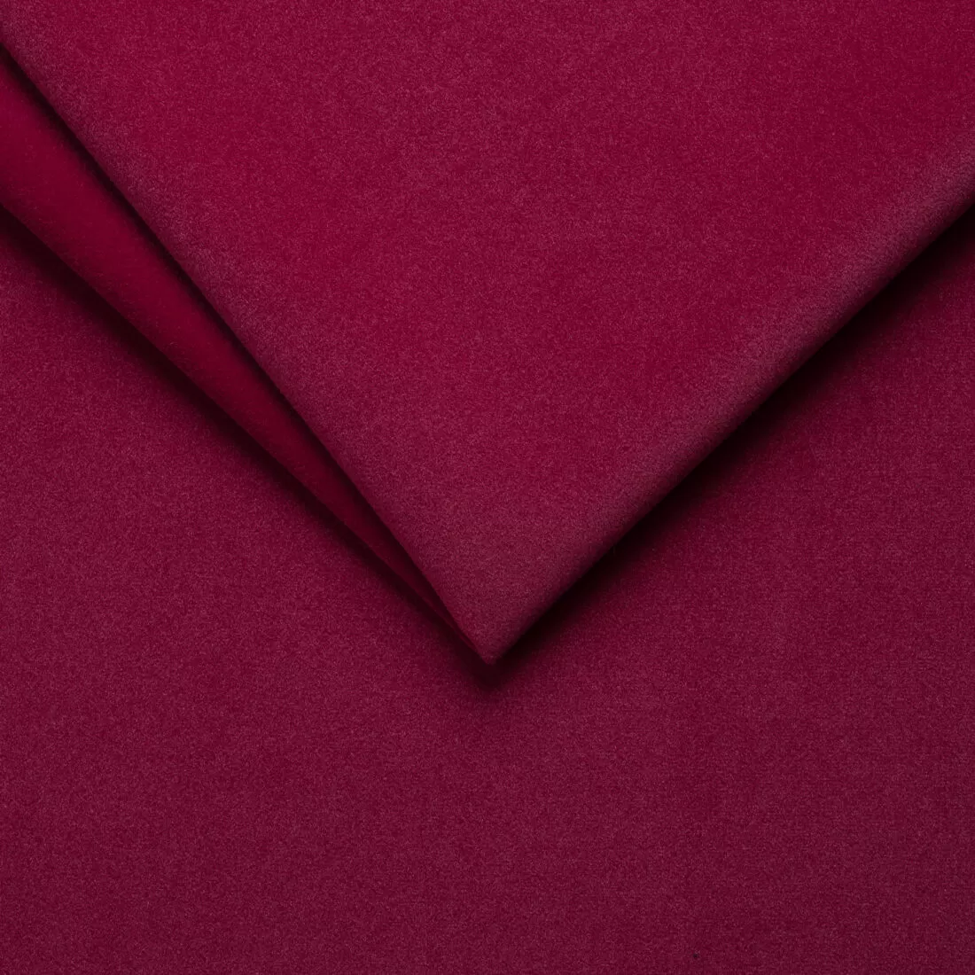 Royal-Velvet-8-Red-1100x1100