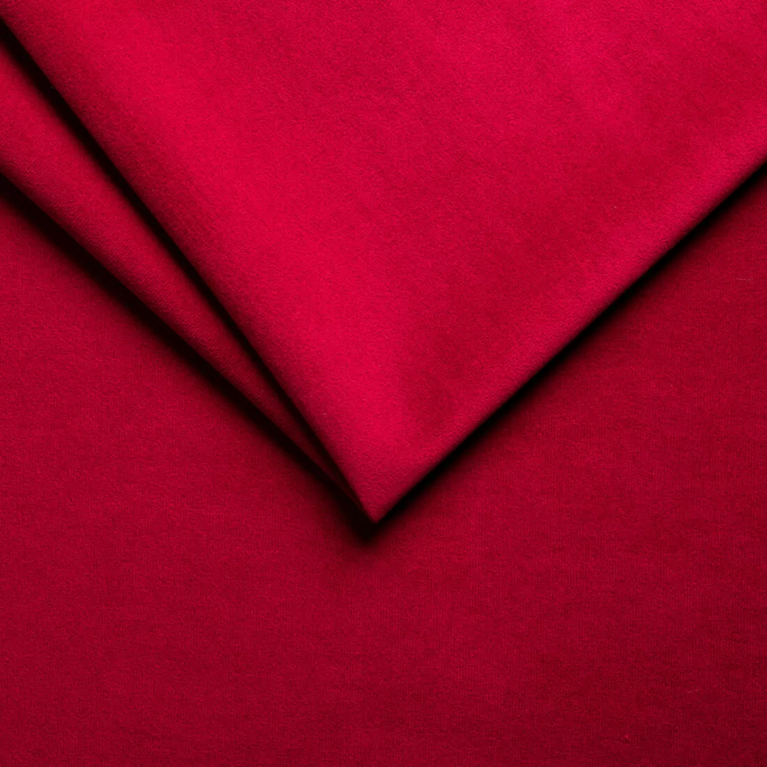 Trinity-24-Ruby-Red-1100x1100
