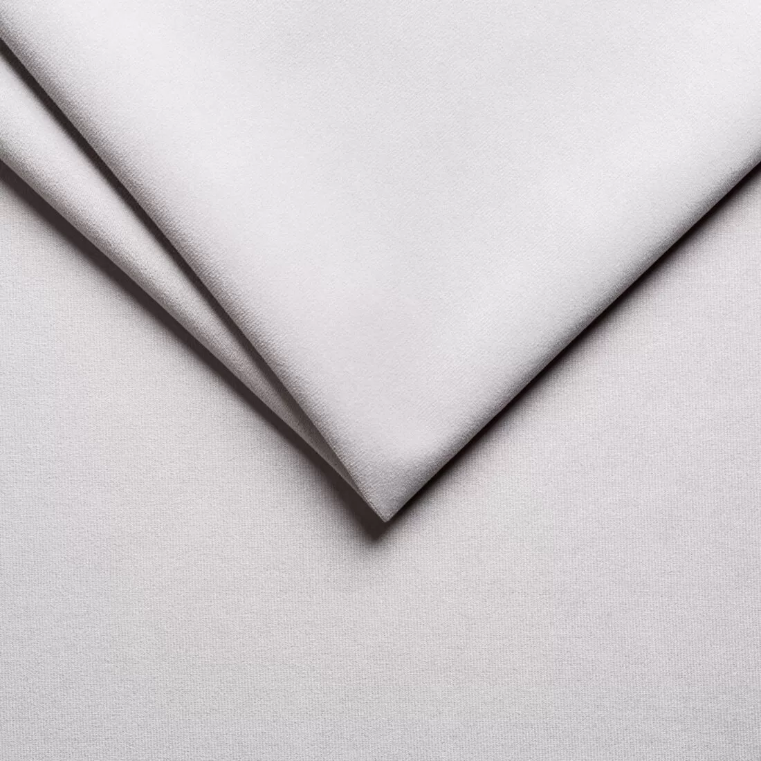 Trinity-32-Silver-1100x1100