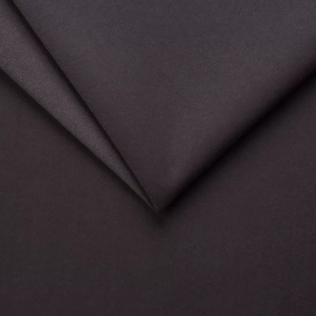 Royal-Velvet-5-Chocolate-1100x1100