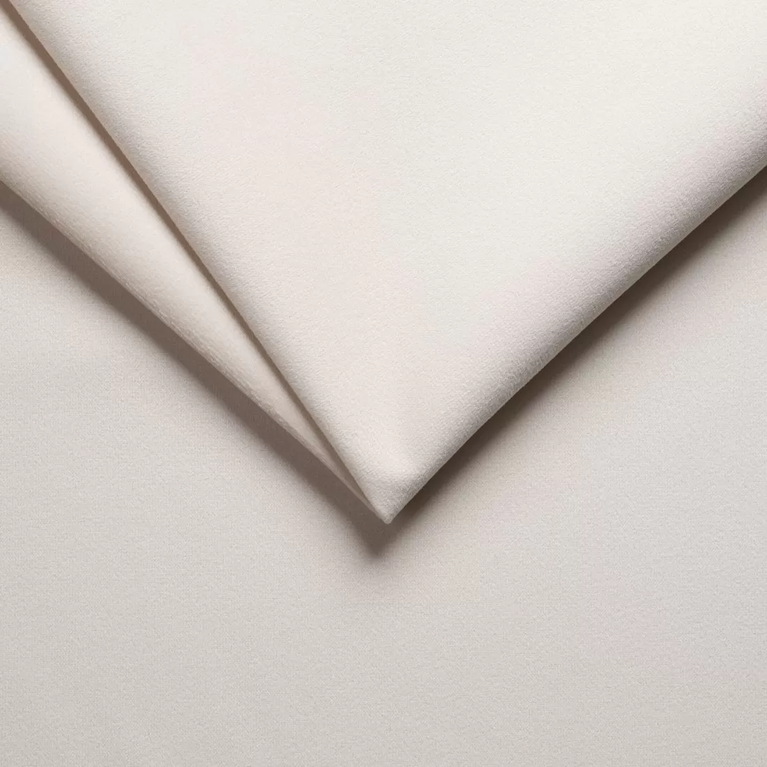 trinity-01-1100x1100