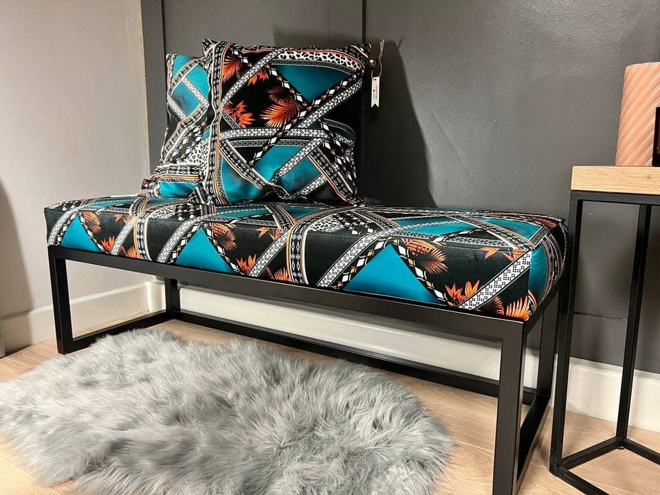 Geometric Patterned Bench 120x40cm - Black Metal Frame