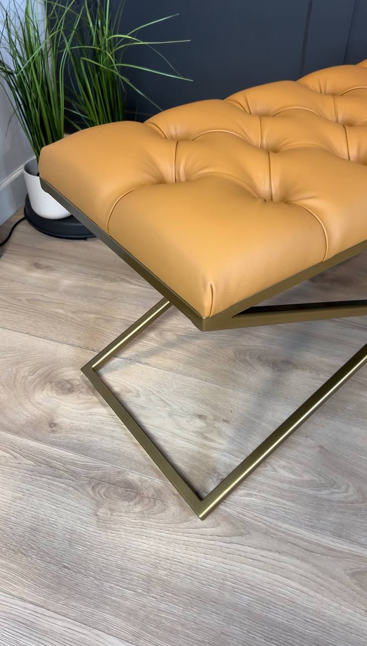 Metal-Framed Velvet Bench 100x40cm – Modern X-Frame Accent