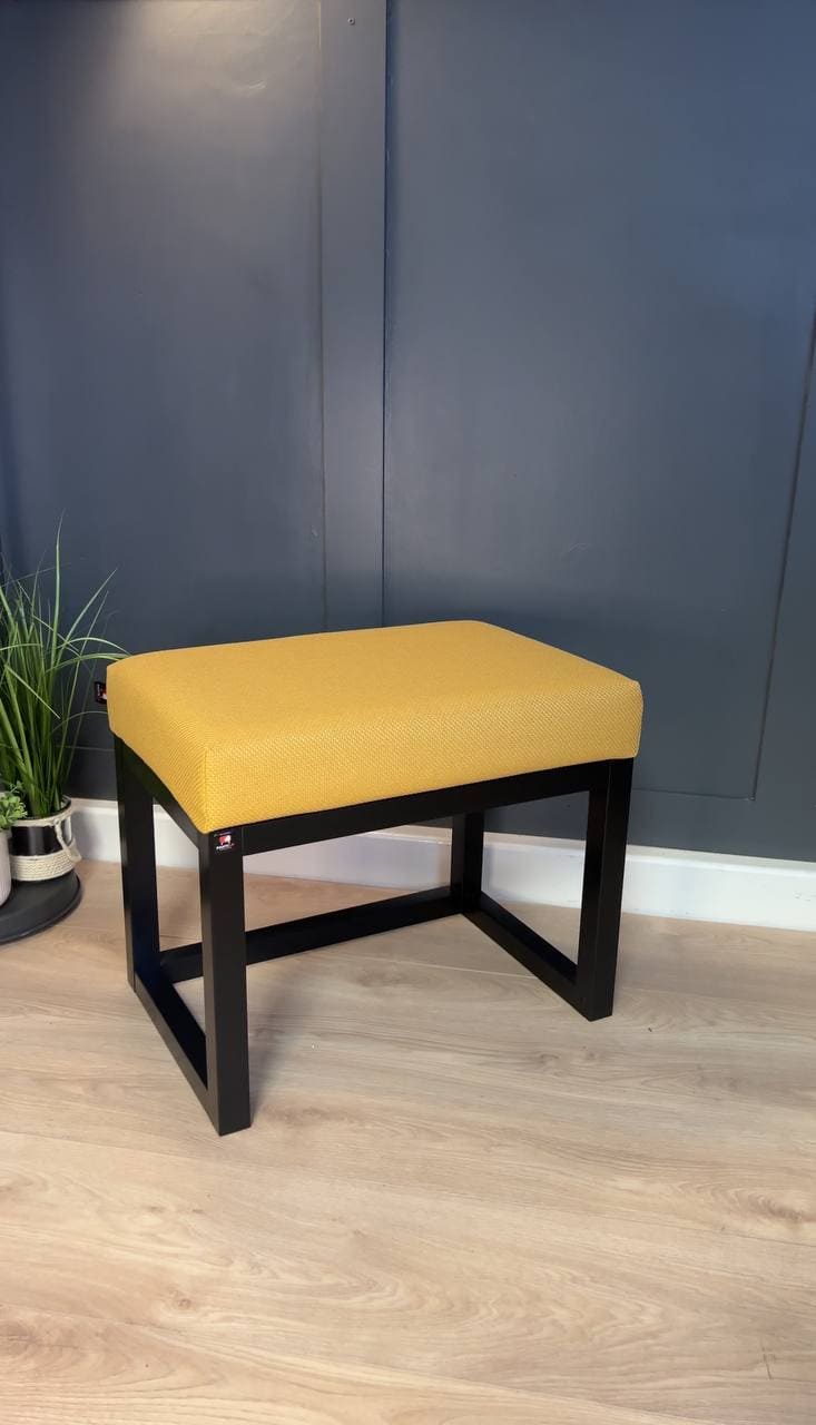 Compact Velvet Bench Perfect for Hallways ,Bedrooms