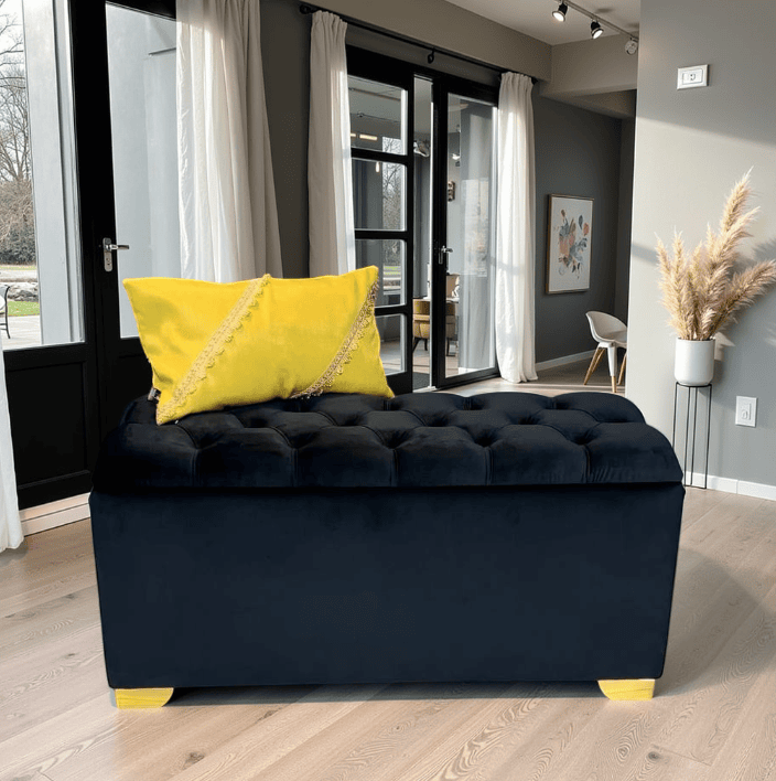 Luxury Velvet Storage Ottoman Bench , Spacious Compartment