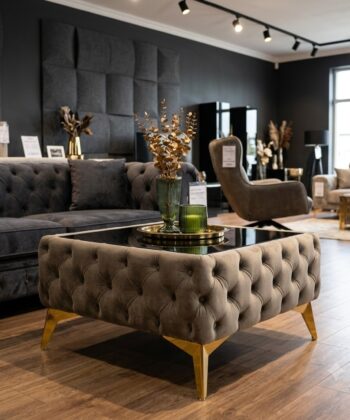 Luxury Velvet Chesterfield  Coffee Table 63x63x35cm Square Velvet