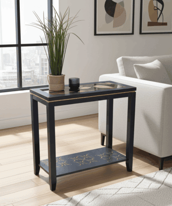 Baroque Elegance Side Table – Black and Gold Baroque Accent