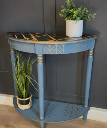 Geometric Half-Moon Console Table with Storage Shelf