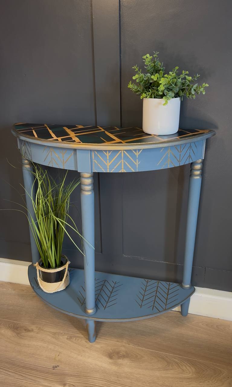 Geometric Half-Moon Console Table with Storage Shelf