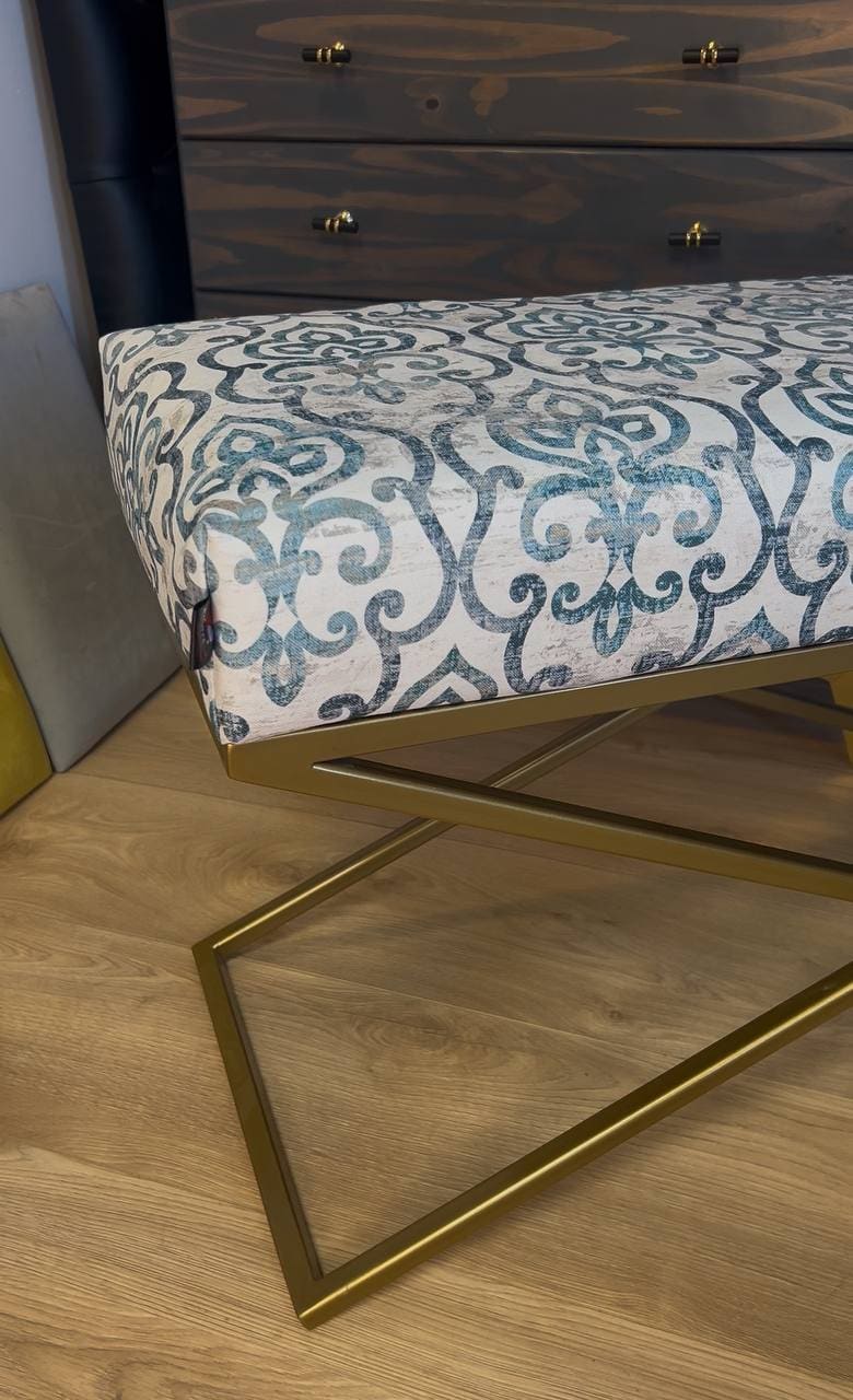 Metal-Framed Bench in Antique Gold Finish – 100x40cm