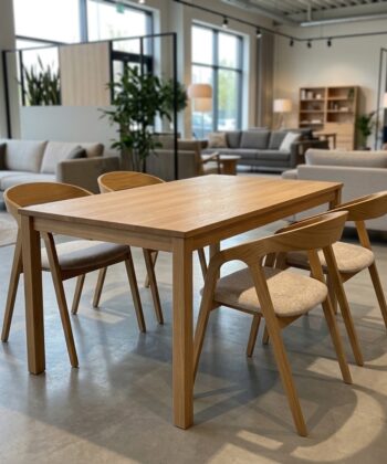 Helsinki Solid Beech Nordic Chair with Bentwood Backrest in Natural Oak and Bespoke Upholstery (56 × 60 × 73 cm)
