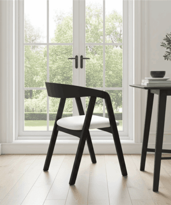 Oslo Solid Beech Chair Black – Nordic Minimalist Craftsmanship