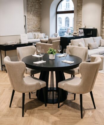 Axis Black Extendable Dining Table – 100–140cm