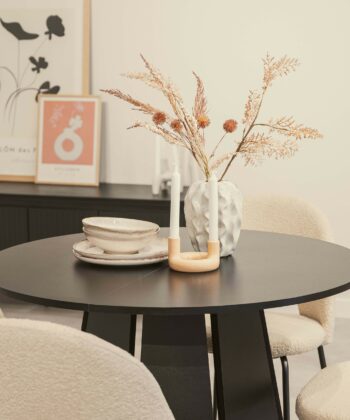 Sterling Extendable Round Dining Table – Black, Solid Wood, 100–140 cm, Custom Finish