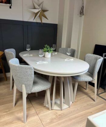 Axis  Extendable Dining Table – Cashmere, 100–180cm