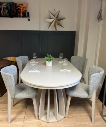 Axis Extendable Dining Table – Cashmere, 100–180cm