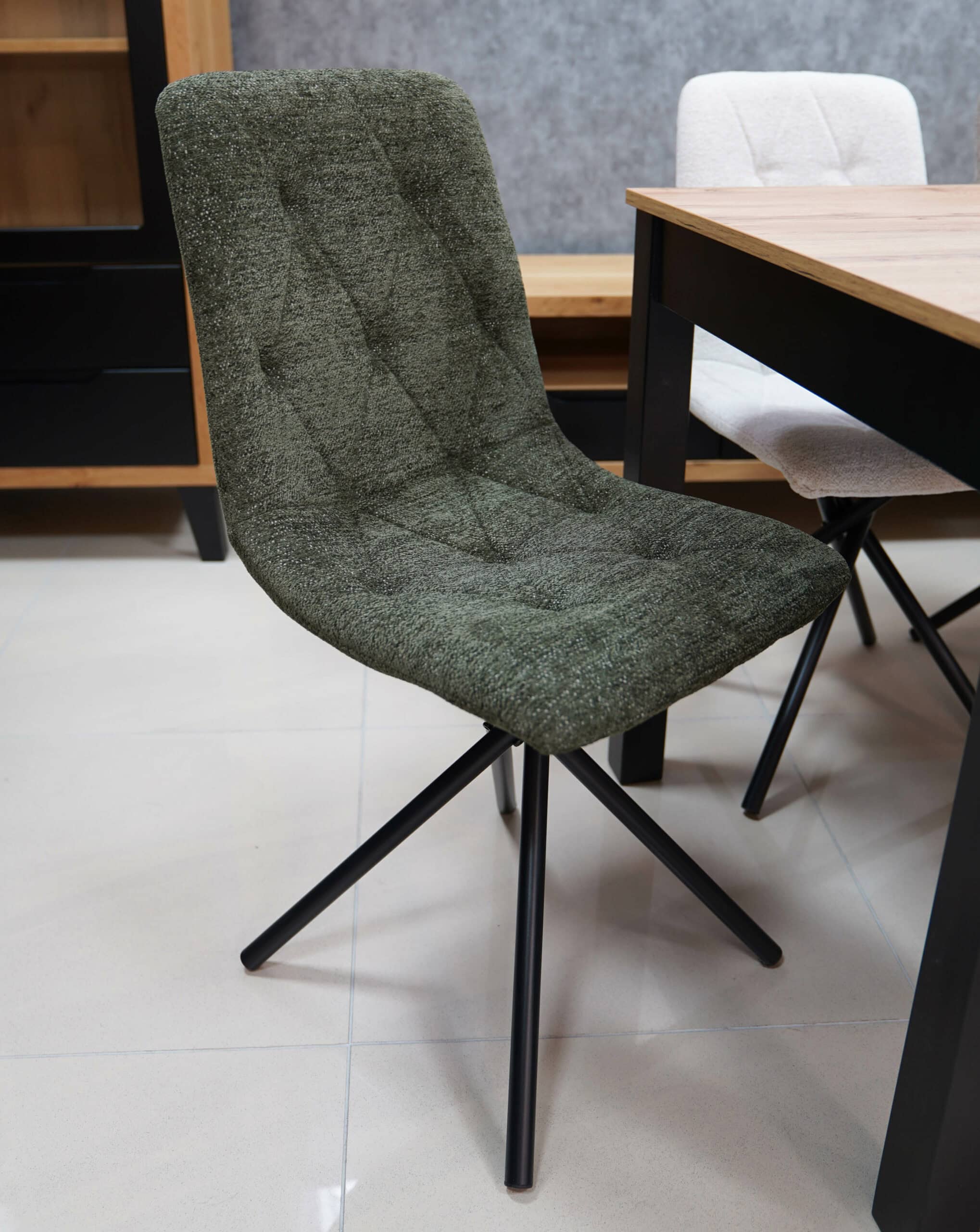 Luna Swivel Comfort Chair
