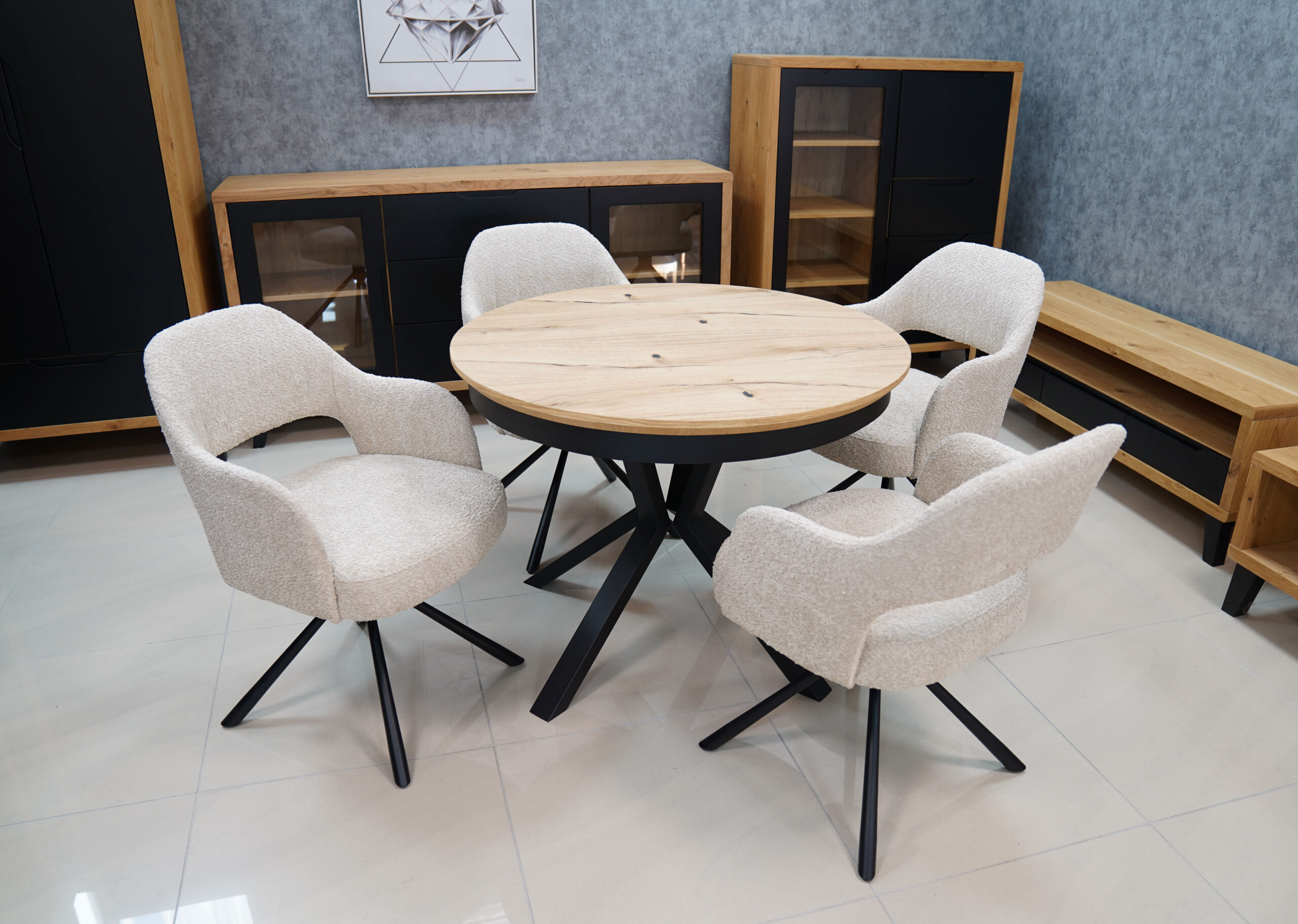 Pivot39 Beige Boucle Swivel Chair