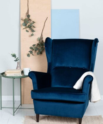 Sapphire Crown Tufted Wingback – Navy Velvet Button-Tufted Lounge Chair
