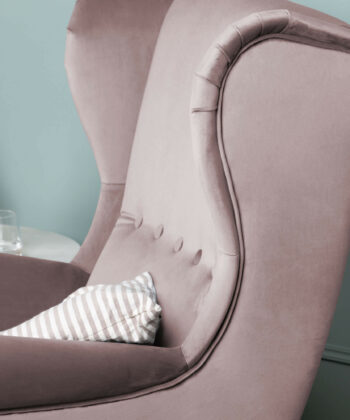 Sapphire Crown Tufted Wingback – Navy Velvet Button-Tufted Lounge Chair