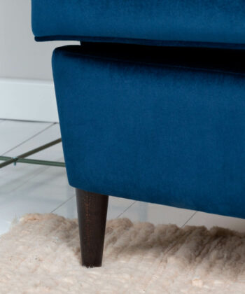 Sapphire Crown Tufted Wingback – Navy Velvet Button-Tufted Lounge Chair