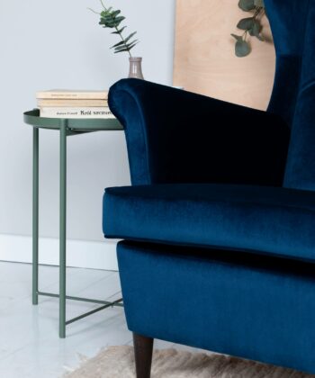 Sapphire Crown Tufted Wingback – Navy Velvet Button-Tufted Lounge Chair