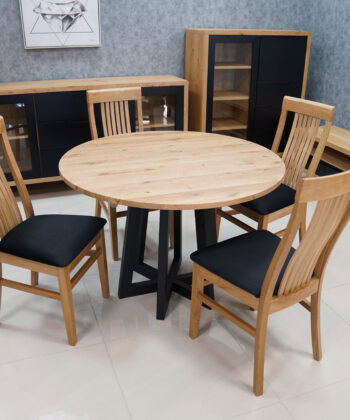 Timeless Oak Harmony Chair – Natural Dąb with Black Chenille Seat
