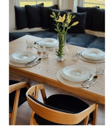 Ardena Extendable Dining Table with Natural Oak Veneer