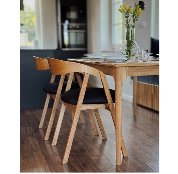 Ardena Extendable Dining Table with Natural Oak Veneer