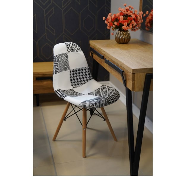 Ardens Scandinavian Upholstered Chair