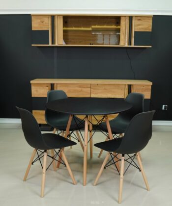 The Model Y Nordic Chair