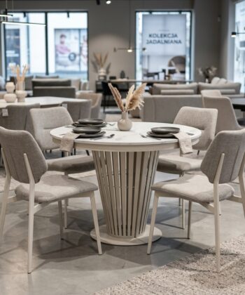 Aura Round Extendable Dining Table (Ø 100cm & Ø 120cm | Standard & Premium EGGER® Laminates)