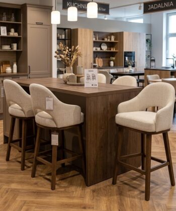 GODA SUPREME WOOD Bar Stool Cream Textured Fabric Solid Oak Frame 55 × 60 × 110 cm