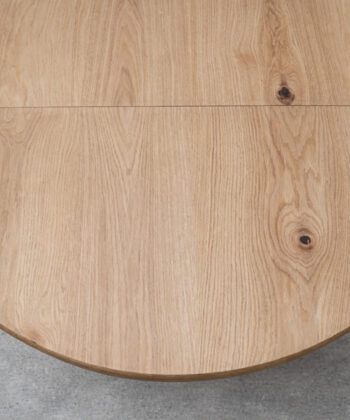 SOLARIS Round Extendable Dining Table (Ø90cm to Ø120cm | Natural Oak Veneer & Black Metal Base)