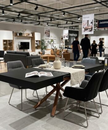 SANNA X Adjustable Dining Table