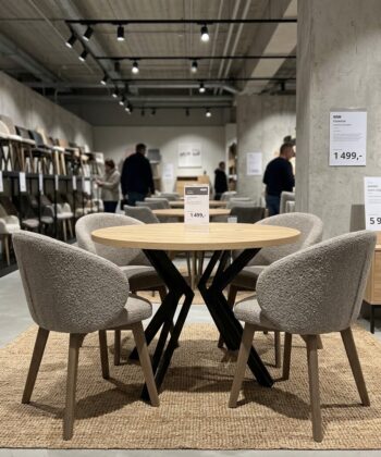 RANDI Golden Oak Laminate Round Extending Dining Table (100-176 × 100 × 76 cm)