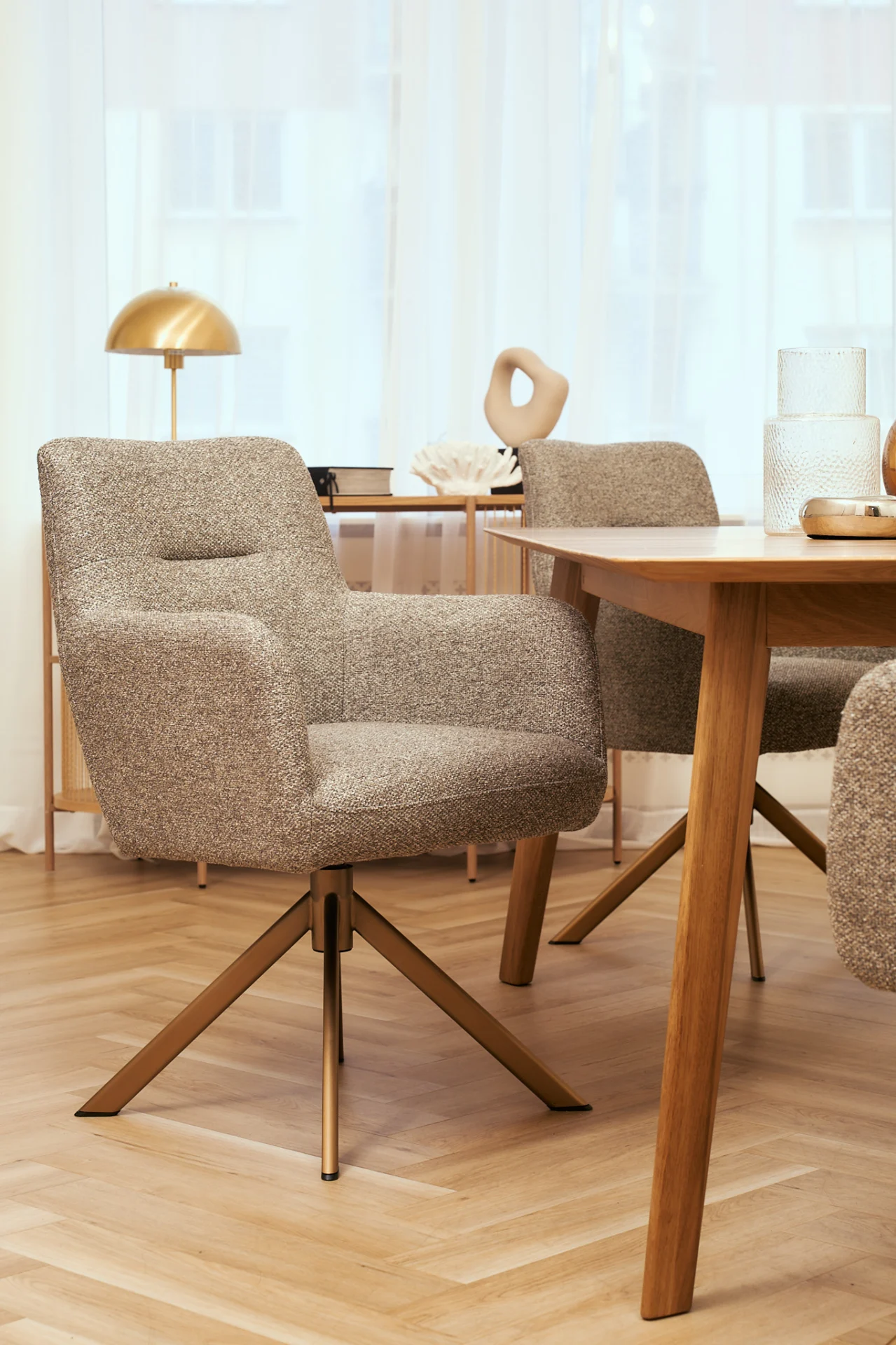 VERNAZZA Upholstered 360° Swivel Dining & Office Armchair (61 × 61 × 89 cm)