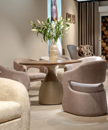 BRINDISI Bespoke Sculptural Armchair in Premium Upholstery (60 × 67 × 84 cm)