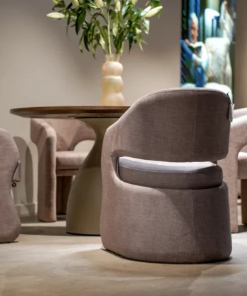 BRINDISI Bespoke Sculptural Armchair in Premium Upholstery (60 × 67 × 84 cm)