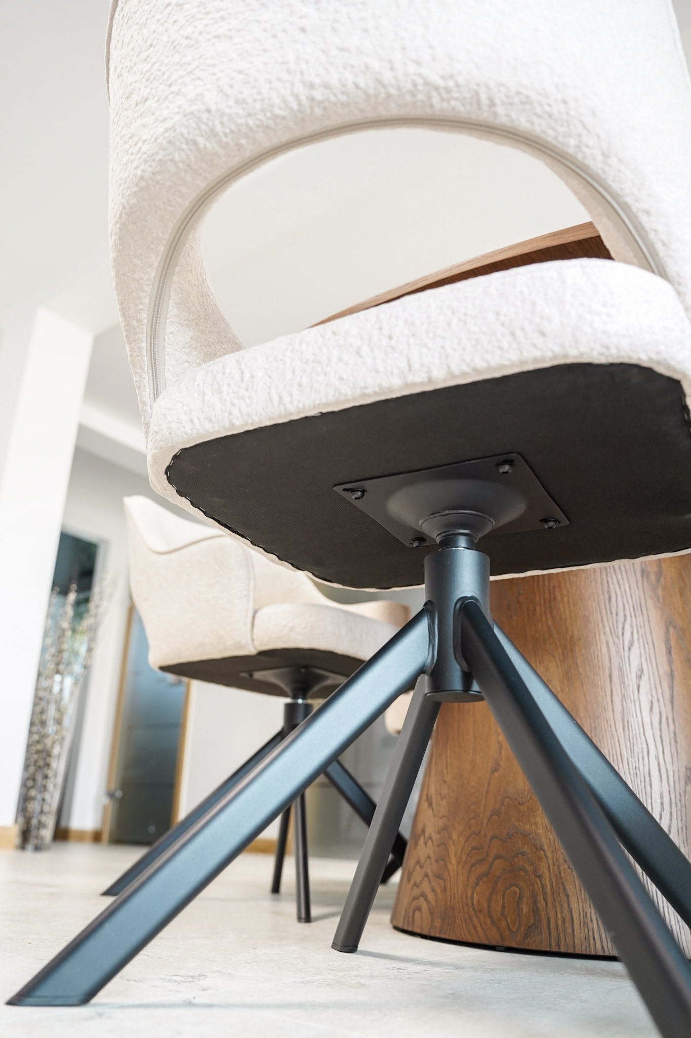 VIPITENO Bespoke 360° Swivel Dining & Office Armchair (54 × 61 × 78 cm)