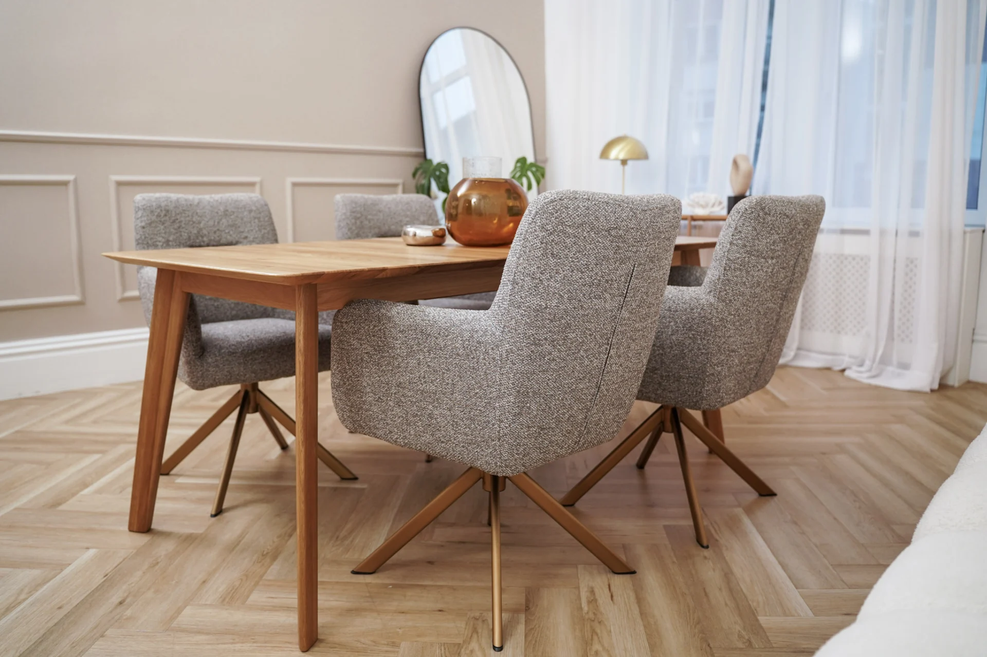VERNAZZA Upholstered 360° Swivel Dining & Office Armchair (61 × 61 × 89 cm)