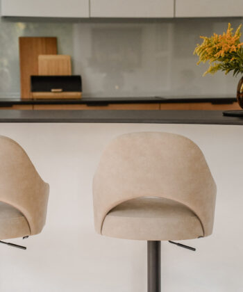 MERANO Bespoke Adjustable Swivel Bar Stool (56 × 58 × 91-116 cm)