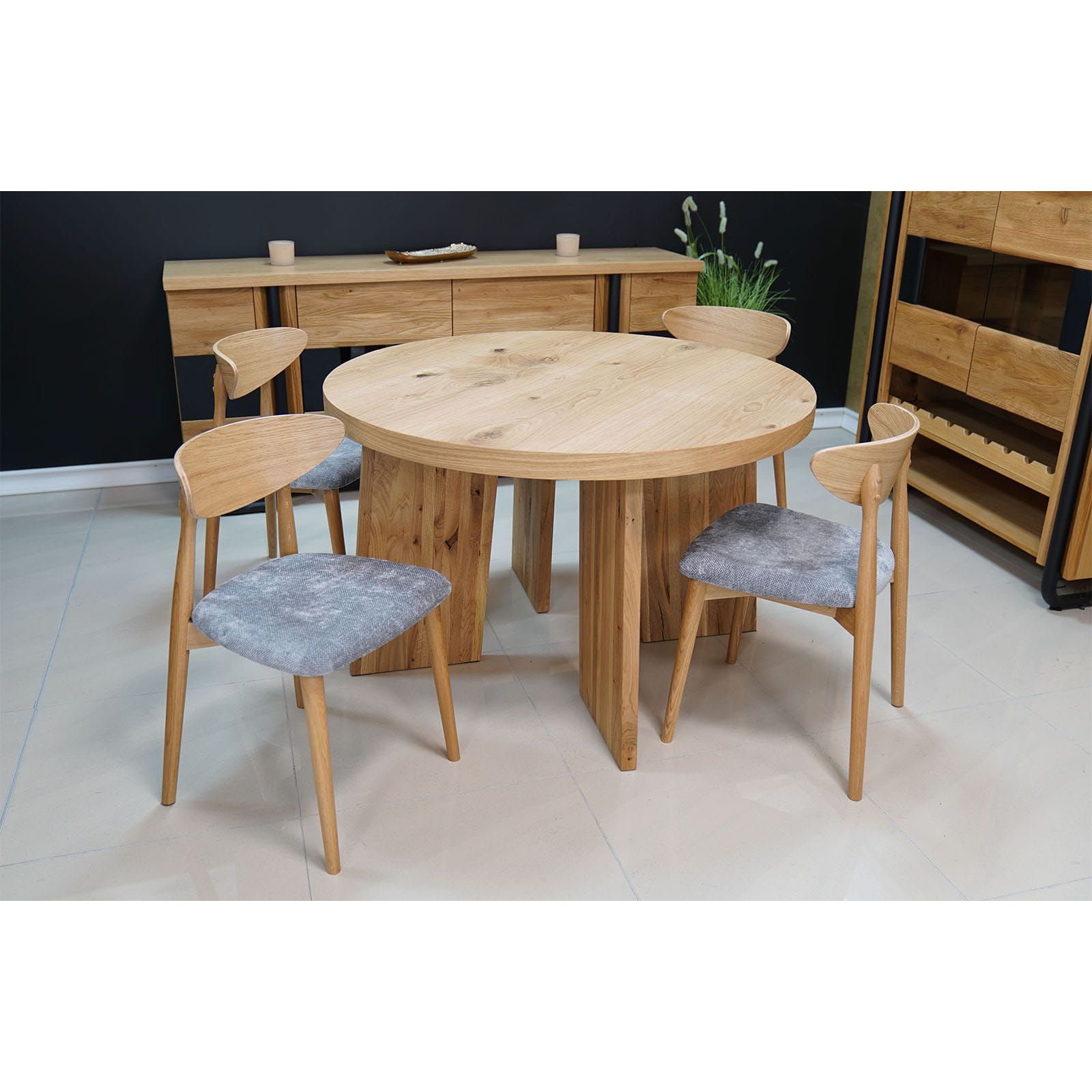 ASTORIA Extending Round Oak Dining Table with Sculptural Pedestal Base (120-220 × 120 × 76 cm)